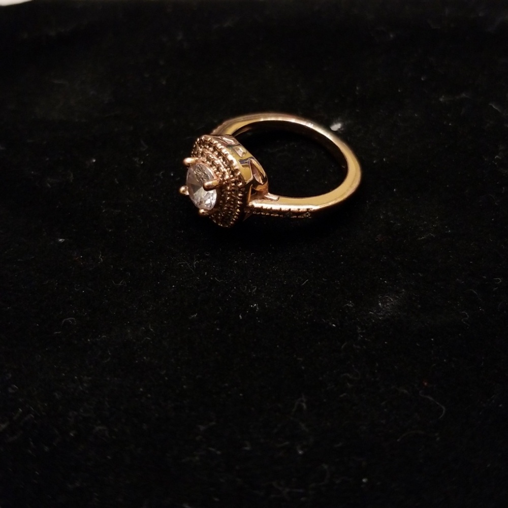 Ring - Picture 3 of 3